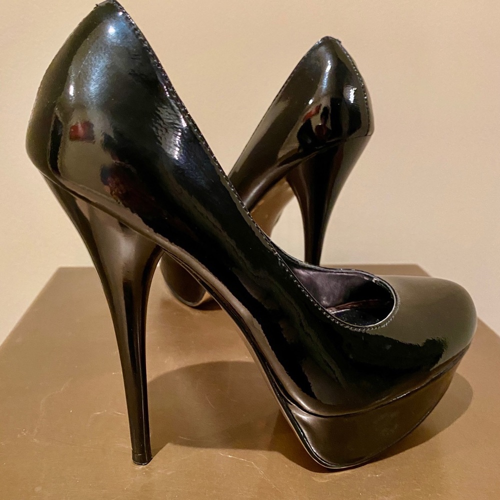 Steve Madden Black Patent Leather Stiletto Heels